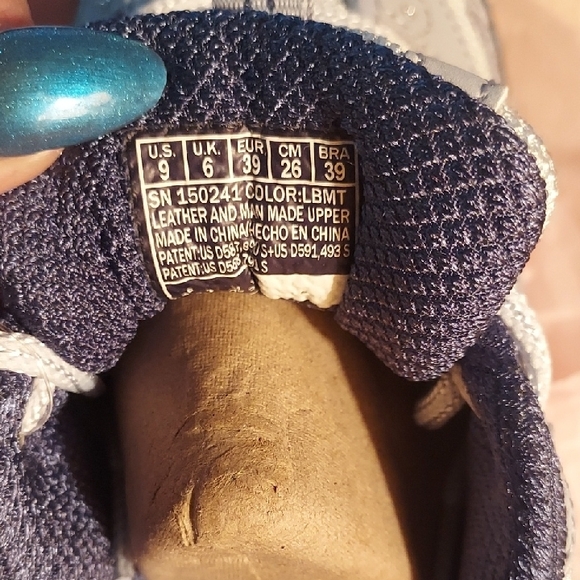 🩷💜Skechers D'Lites Womens Sneakers - Light Gray and Turqoise - Picture 4 of 13